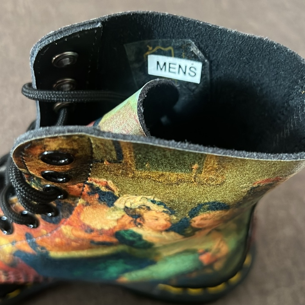 DOC MARTENS x HOGARTH PASQUAL RENAISSANCE MUSEUM EDITION BOOTS NWT - Picture 12 of 14